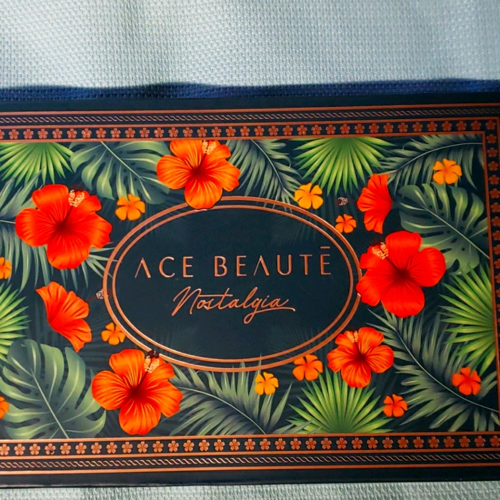 Ace Beauté Nostalgia Palette